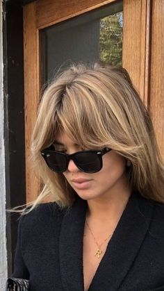 CURTIAN BANG INSPO | WOMENS 2022 HAIRCUTS Bangs With Medium Hair, Blonde Hair Looks, Long Hair With Bangs, Hair Inspiration Color, Good Hair Day, Medium Hair Cuts, Hair Envy, Bad Hair