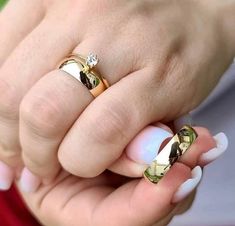 Grace Dent, Rings Sets, Girlfriend Surprise, Rings Engagement, Halo Engagement Rings, Mens Wedding Bands, Antique Rings, Beautiful Photography