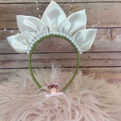 Frog Headband, Frog Party Ideas, Tiana Party, Princess Tiana Party, Princess Tiana Dress, Princess Tiana Birthday Party, Tiana Costume, Tiana Birthday Party, Frog Birthday Party