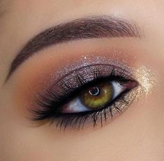 Eyeshadow Colours For Warm Tone Green and Hazel Eyes | Blogmas Day 11 ~ Makeup Ideas Step By Step, Make Up Designs, Tutorial Eyeshadow, Hazel Eye Makeup, Makeup Ads, Purple Eye Makeup, Dramatic Eye Makeup, Makeup For Hazel Eyes, Makeup Tutorial Eyeshadow