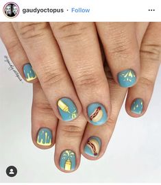 Hot Dogs with Mustard 🌭 Hot Dog Nail Art, Hot Dog Nails, Hamburger Nails, Nail Themes, Dog Nail Art, Mini Hot Dogs, Bella Nails