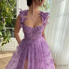 Lasaky - Elegant Lace Evening Dress for Formal Events and Beach Parties Purple Floor-length Dress For Garden Party, Elegant Lavender Dress For Vacation, Prom Gown Elegant, Lace Beach Dress, Womens Prom Dresses, Evening Party Gowns, Ball Gowns Evening, 3d Butterflies, Formal Dresses For Weddings