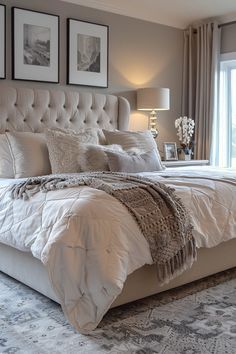 Chic Room Decor, Refresh Home, Fall Bedroom Decor, Cozy Fall Bedroom, Makeover Bedroom, Couch Design, Bedroom Decor Cozy, Relaxing Bedroom