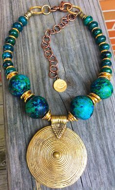 Statement Necklace Outfit, Color Categories, Blue Statement Necklace, Necklace Outfit, Diamond Pendants, Choker Pendant, Diamond Necklaces, African Jewelry, A Necklace