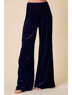 VELVET WIDE LEG PANTS -ELASTIC WAIST MODEL IS 5'8 AND IS WEARING A SIZE SMALL Velvet Wide Leg Pants, Velvet Clothes, Velvet Trousers, Pants Elastic Waist, Summer Sweaters, Navy Velvet, Pants Large, Velvet Pants, Beautiful Clothes