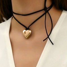 Lace Up Choker Necklace With Gold Tone Heart Pendant. Black Lace Choker, Heart Charm Necklace, Lace Choker, Book Flowers, Jewelry Inspo, Gold Black, Heart Charm, Heart Pendant, Womens Jewelry Necklace