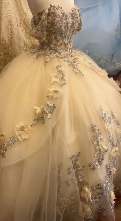 Champagne Quince Dress Outfits For Women with Flowers Sweet 16 Dresses For Black girls Off the Shoulder Ball Gown