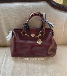 Ludicrously Capacious Bag, Bag Assessories, Fall Purses 2023, Jane Birkinifying Bag, Jane Birkin Bag, Jane Birken, Birken Bag, Capacious Bag, Handbag Aesthetic