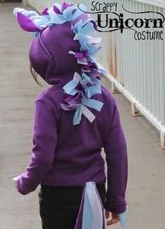 unicorn-title Animal Costumes Diy, Diy Halloween Costumes For Girls, Cute Diy Crafts, Hoodie Base, Meme Costume, Mythical Beings, Unicorn Hoodie, Hoodie Costume