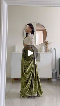 Saree Style Drape Dress, Net Saree Draping Styles, Festive Pre-draped Saree With Traditional Drape, Infinity Drape Saree, Infinity Saree Drape, Saree Drapes Styles, Low Waist Saree Draping, Modern Saree Look For Wedding, Stylish Sarees Party Wear