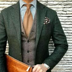 Tweed Wedding, Mens Wedding Attire, Groom Wedding Attire, Man In A Suit, Wedding Suits Groom, Green Tweed, Groom Suit, Groom Attire