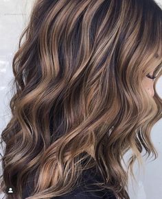 Carmel Balayage, Hair Melt, Girl Language, Brown Hair Trends, Winter Hair Colors, Color Castaño, Amber Hair, Blonde Lob