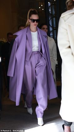 Mode Purple, Boss Brand, Purple Outfits, Outfit Trends, Looks Chic, Inspired Outfits, Suit Fashion, Mode Inspiration