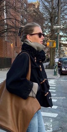 Maine Outfits Winter, East Coast Winter Outfits, Look Adidas, Estilo Indie, Winter 23, Autumn Fits, Stockholm Fashion, Mode Inspo, 가을 패션