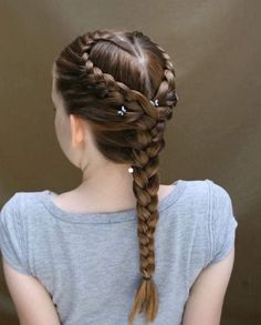 Heart Braid, About Heart, French Braid Hairstyles, Heart Hair, Scene Hair, Kids Braided Hairstyles, Braids For Long Hair, Box Braids Hairstyles