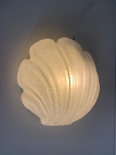 a light that is on the side of a wall