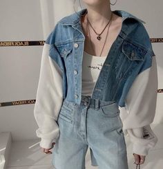 Dynasty Outfits, Streetwear Long Sleeve, Autumn Streetwear, Patchwork Denim Jacket, Diy Fashion Scarf, Short Jean, Patchwork Denim, Korean Fashion Dress, Fashionista Clothes