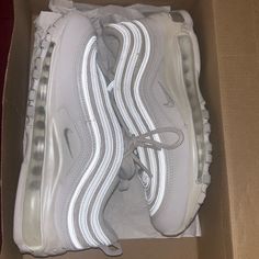 Lightly Gently Used, Looks Brand New. Womens Nike Air Max 97s . Comes With Damaged Box. I’m Normally A Size 6, Was Recommended To Size Up And It Fit Pretty Well. White Nike Air Max Outfit, Nike 97 Air Max 97, Air Max Aesthetic, Vapor Max Shoes, Nike 97s, Old Nike Shoes, Nike Air Max Outfit, Air Max 97 Outfit, Air Max Outfit