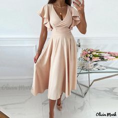 Olivia Mark - Classic Long Gown with Simple yet Chic Design Ruffle Long Sleeve Dress, Maxi Dress Outfit, Party Kleidung, Ruffle Midi Dress, Dress For Summer, Ruffle Sleeve Dress, V Neck Midi Dress, Style Upgrade, Vestido Casual