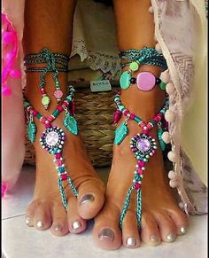 Silver Toenails, Sandals With Heels, Blue And Pink Hair, Hippie Shoes, Workout Posters, Wedges Sandals, Fancy Shoes, Low Heel Sandals, Foot Jewelry