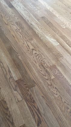 an image of wood flooring that looks like it has been cleaned and is ready to be used