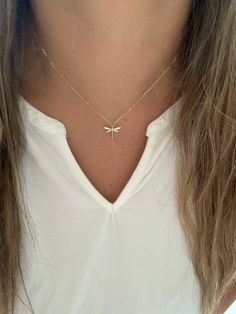 Sterling Silver Dainty Necklace, Dragon Fly Pendant, Magical Jewelry Pendants, Minimal Pendant, Triangle Earrings Stud, Pretty Jewelry Necklaces, Floating Necklace, Dragonfly Jewelry, Dragonfly Necklace