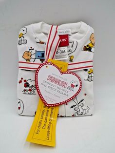 Pottery Barn Valentines Day Peanuts Snoopy Hearts Nursery One Piece Pajama 0-3 Mo #9750E Item is brand new! Auction includes: 1 Pajama Size: 0-3 Months ** No longer available at Pottery Barn  DETAILS THAT MATTER One-piece features rib collar and cuffs. Zipper and snap closure makes it easy to put on and take off. Made of 100% organic cotton knit. A fine cotton knit gives the fabric a soft finish while providing durability and ultra breathability. Reactive-dyed – Dye reacts to the fiber and becom Heart Nursery, One Piece Pajamas, Peanuts Snoopy, Child Safety, Baby & Toddler Clothing, Pottery Barn Kids, Collar And Cuff, Cotton Knit, Pottery Barn