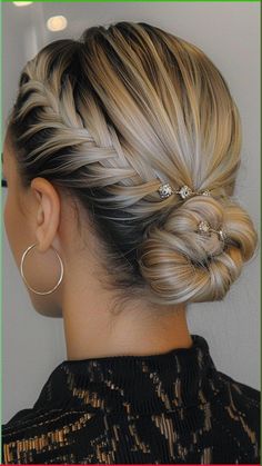 Elevate your elegance with our Sleek Low Braided Bun, featured in our collection of 22 Weave Updo Hairstyles. This sophisticated style combines the sleekness of a low bun with the intricacy of braids, creating a timeless and elegant look suitable for any occasion. Click to explore more stunning hairstyles and follow us for daily hair inspiration! #SleekBun #BraidedBun #WeaveUpdos #ElegantLooks #HairInspiration #FollowUs Curls Without Heat, Hair Strands, French Braid Hairstyles, Sleek Bun, Braided Ponytail Hairstyles, Clip Hairstyles, Bridesmaid Hair Updo, Hormonal Changes, Braided Bun