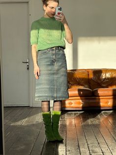 "Vintage y2k midi denim skirt, jeans skirt in blue, cargo style, straight, low-rise, fits S-M, 100% cotton, two sides pockets, perfect vintage condition Measurements  Waist 78 cm / 30.7\" Hips 96 cm / 37.8\" Length 60 cm / 23.6\"" Blue Cargo Skirt Outfit, Green Y2k Jeans For Spring, Spring Y2k Style Denim Cargo Skirt, Denim Y2k Cargo Skirt For Spring, Mid Length Jean Skirt Outfits, Midi Jeans Skirt Outfit, Jean Midi Skirt Outfits, Midi Jean Skirt Outfits, Midi Jeans Skirt