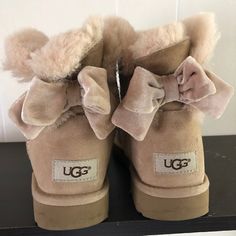 Wren Beaumont, Cute Uggs, Winter Princess, Snow Angels, Blogger Girl, Pretty Shoes, Dream Shoes, Wren