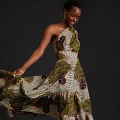 One-Shoulder High-Low Hem Maxi Dress West African Dress Styles, Ghana Dresses Traditional, Wanda Photoshoot, African Dress Wedding, Vlisco Dresses, South African Dresses, Ghana Dresses, Tropical Girl, Ghanaian Fashion