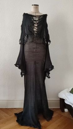 Fantasy Fashion, Mode Inspiration, Goth Fashion, Festival Outfit, Fancy Dresses, Style Outfits