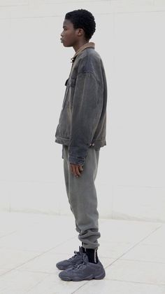 Pinterest ; @Aboodi_nixon „ Ian Connor, Mens Fashion Summer Outfits, Minimal Streetwear, Yeezy Fashion, Mens Casual Outfits Summer, Instagram Outfits