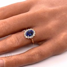 Best School Supplies, Engagement Ring Blue Sapphire, Sapphire Ring Vintage, Organized Desk, Engagement Ring Blue, Ring Blue Sapphire, Vintage Sapphire Ring, Blue Sapphire Engagement Ring, Halo Design