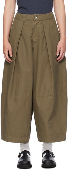 Wide-leg tapered garment-dyed cotton poplin trousers. · Belt loops · Three-pocket styling · Zip-fly · Knife pleats at front waistband · Cropped legs Supplier color: Brown Trousers Details Menswear, Men Drip, Poplin Trousers, Thailand Outfit, November Fashion, Japanese Street Wear, Knife Pleats, Military Pants, Culotte Pants