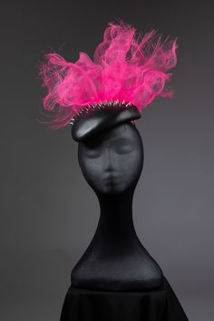 Make a bold statement with this one-of-a-kind black leather hat, complete with vintage scarf detailing. The wide brim and structured design will turn heads and make you stand out from the crowd.  The hat is carefully crafted from high-quality black leather and features a vintage silk scarf wrapped around the crown for a touch of elegance and uniqueness. This hat is perfect for any occasion, from a day out in the city to a special event like a wedding or cocktail party. The hat pictured is the ac Black Leather Hat, Silk Scarf Wrap, Structured Design, Leather Hat, Head Pieces, Vintage Silk Scarf, Leather Hats, Vintage Scarf, Vintage Silk