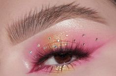 Gold And Pink Makeup, Evening Eye Makeup, Eyeshadow Colors, Glitter Eye Makeup, Cool Makeup Looks