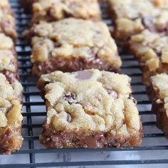 chocolate chip cookie bars cooling on a wire rack