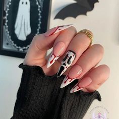 Horror Nails, Nail Art Halloween, Black Ghost, Long Press On Nails, Halloween Press On Nails, Halloween Acrylic Nails, Halloween Tattoo, Black Nail, Halloween Nail Designs