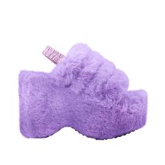 Purple faux fur women's slip-on platforms Fluffy Shoes, Lemon Drop, Baddie Hairstyles, Pretty Shoes, Harajuku Fashion, Shoe Game, World Of Fashion, Platform Sandals, Me Too Shoes