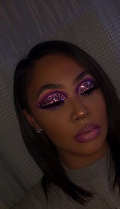 pinterest//@shaizzleee💸 Discontinued Makeup, Birthday Makeup Looks, Make Up Designs, Drag Make-up, Birthday Makeup, Glamour Makeup, Make Up Looks, Dark Skin Makeup