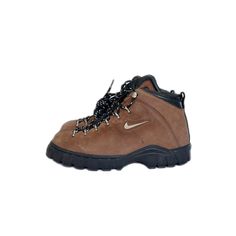 Vintage Nike Acg Hiking Boot Womens Size 6.5 Trail Compound Brown Suede Leather New New With Defects (Hard Spot On Side Of Shoe) Model; 980608 Brown Suede Tie Hooks Speckled Black Rubber Sole Sporty Brown Lace-up Work Boots, Leather Sneakers With Round Toe And Lacing, Leather Sneakers With Lacing And Round Toe, Sporty Brown Work Boots With Round Toe, Sporty Brown Hiking Boots With Round Toe, Sporty Leather Hiking Boots With Round Toe, Sporty Brown Suede Hiking Boots, Sporty Leather Ankle Hiking Boots, Leather Closed Toe Hiking Boots