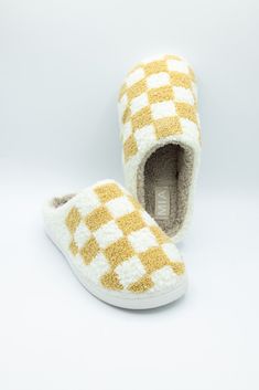 The perfect cozy shoe are these MIA Checker Slippers for Women in Oatmeal/White! Super soft and cozy, these slippers feature a fuzzy lined interior, fun print on top uppers, and a memory foam footbed for extra comfort. Features: MIA Shoes Style: GS1412401-OCC Color: Oatmeal Slippers Fuzzy lined Checkerboard pattern in White and Oatmeal Memory foam footbed Rubber outsoles Slip on Hand wash warm, hang to dry Women’s Slippers, Cozy Shoes, Animal Shoes, Comfy Slippers, Cute Slippers, Mia Shoes, Youth Shoes, Slippers For Women, Sneaker Slippers