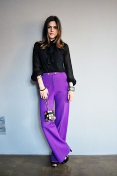 Purple Trousers Outfit Street Styles, Purple Pants Outfit Work, Violet Pants Outfit, Ulta Outfits, Purple Pants Outfit, Flamboyant Style, Working Girl Style, Pants Outfit Work, Bright Colored Outfits