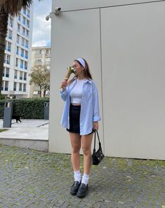 Button Down Aesthetic Outfit, Ootd Hongkong Outfit, Mini Skirt And T Shirt Outfit, Black Mini Skirt Day Outfit, Exploring City Outfit, Summer Hongkong Outfit, Hongkong Ootd Summer, Baguio Aesthetic Outfit, Button Down Shirt Outfit Skirt