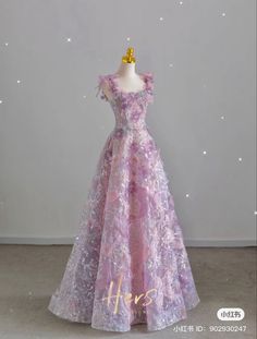 Aesthetic Dress Ideas, 3d Flower Applique, Elegant Prom Dress, Gowns Dresses Elegant, Elegant Prom, Aesthetic Dress, Royal Dresses, Fashion Drawing Dresses, Pink Sheer