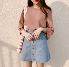 Haneul Baddie Ideas, Skater Fashion, 2021 Aesthetic, Rok Outfit, Grunge Summer, Mode Ulzzang, Korean Fashion Ideas, Baddie Outfit, 90s Skater