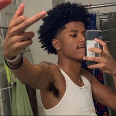 Men Fade Haircut, Fade Curly Hair, Afro Fade Haircut, Afro Hair Fade, Fade Haircut Curly Hair, Low Taper Fade Haircut, Men Fade Haircut Short, Taper Fade Curly Hair, Fade Haircut Styles