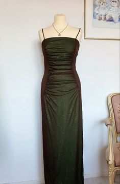 90s Green Prom Dress, 90s Prom Dress Grunge Green, Vintage Green Prom Dress, Green 90s Prom Dress, Green 90s Dress, Green Vintage Prom Dress, Green Prom Dress Aesthetic, Hoco Dress Green, 70s Prom Dress Vintage