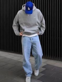 Best Mens Outfits, Mens Winter Fits Streetwear, Mens Clothing Inspiration, Skate Style Outfits Guys, Man Trendy Outfits, Casual Outfits Men Jeans, Casual Fits For Guys, Make Outfit Ideas, Boy Styles Outfits